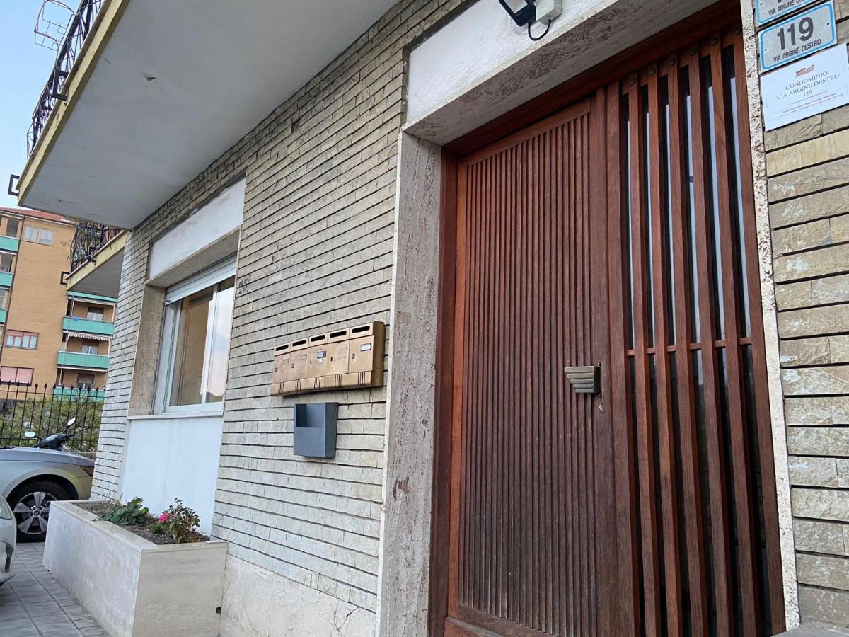 Right Bank House Villa Imperia Luaran gambar