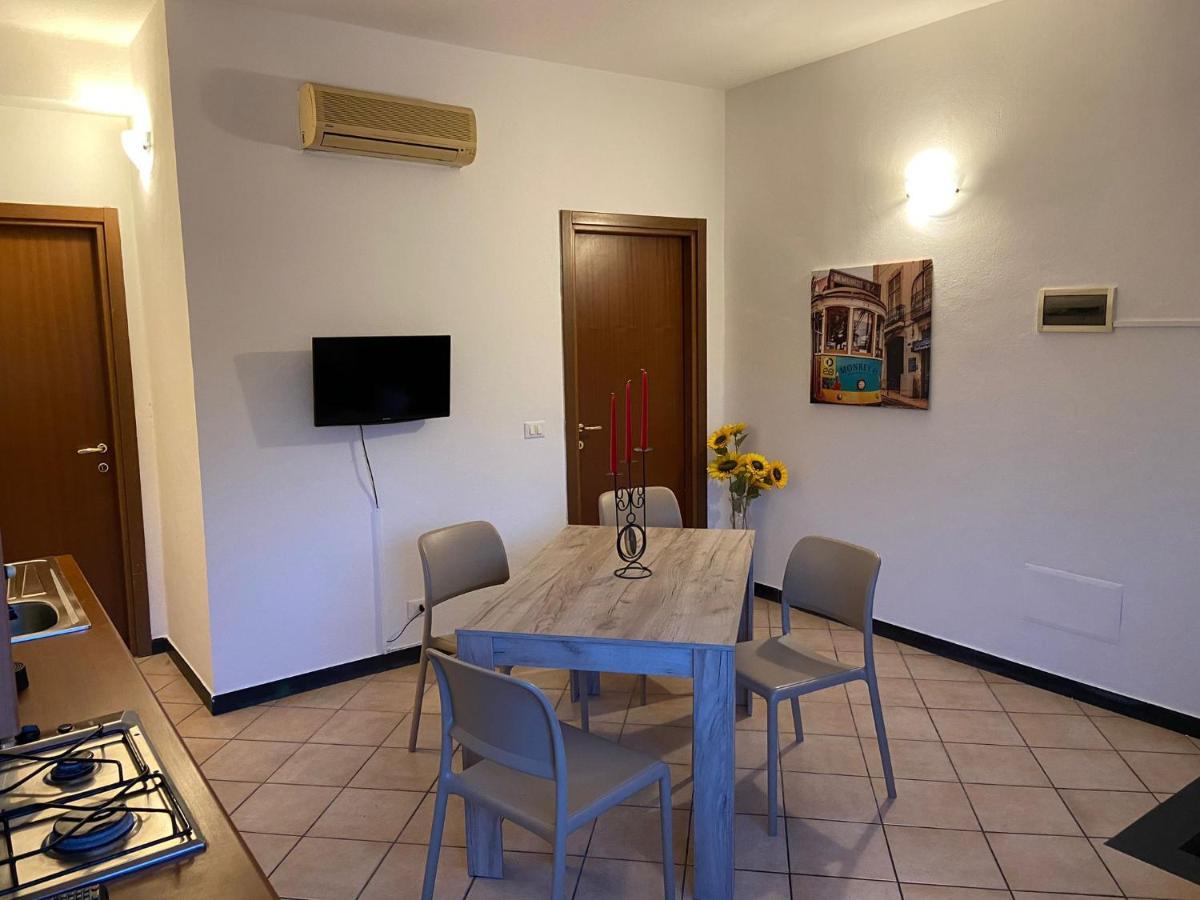 Right Bank House Villa Imperia Luaran gambar